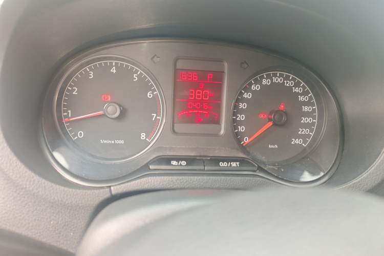 Used Volkswagen Polo 2013 1.6L Automatic Comfort Edition