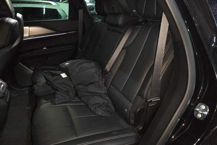 Used Cadillac XT5 2025 2.0T Prestige Version Left Rear Seat