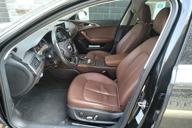 Used Audi A6L 2018 30th Anniversary Edition 35 TFSI Fashion Model Left Front Seat