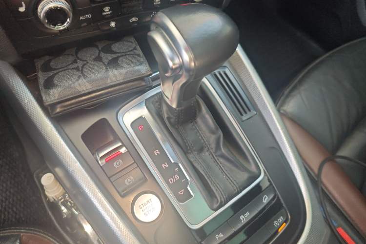 Used Audi Q5 2017 Plus 40 TFSI Technology Model