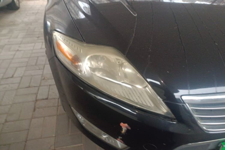 Used Ford Mondeo 2010 2.3L Luxury Version
