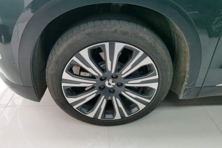 Used Nio ES8 2024 100kWh Left Front Wheel Hub