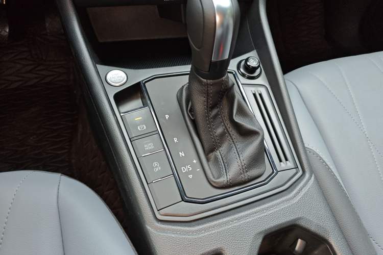 Used Volkswagen Lavida 2024 1.5L Automatic Starry Sky 5 Million Edition