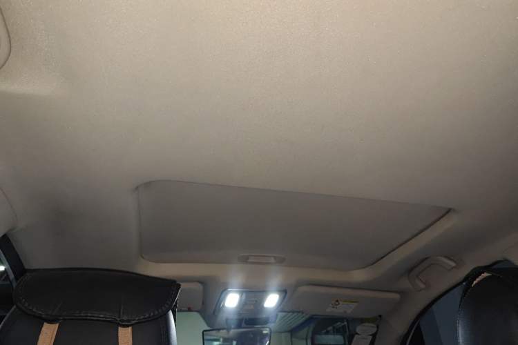 Used Geely Auto Vision X6 2016 1.3T CVT Flagship Model
