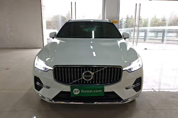 Used Volvo XC60 2024 B5 4x4 Smart Luxury Edition