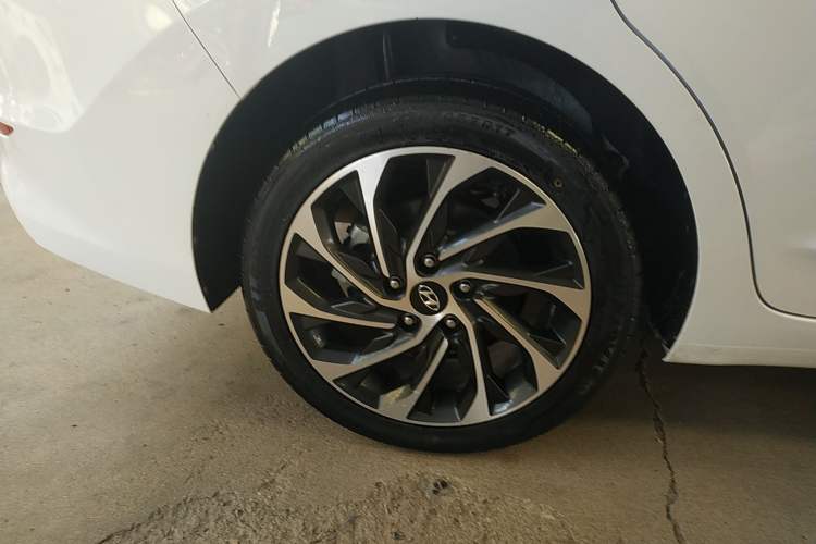 Used Hyundai Elantra (6th Generation / Lingdong) 2020 1.5L CVT Smart & Stylish – Elite Version