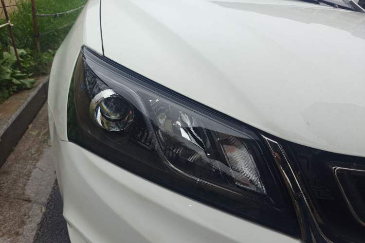 Used Geely Auto Emgrand 2017 Sedan Million Edition 1.5L Manual - Upward Version