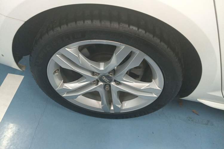 Used Audi A4L 2019 40 TFSI Fashion Edition China VI Emission Standard