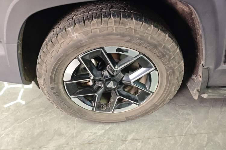 Used Deepal G318 2024 Four-Wheel-Drive Air Suspension Model