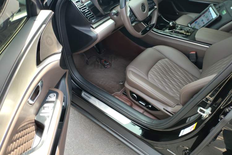 Used BYD Han 2024 DM-i Glory Edition 121KM Elite Model Driver Seat