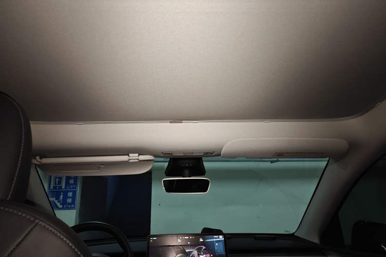 Used Tesla Model Y 2023 Rear-Wheel-Drive Version