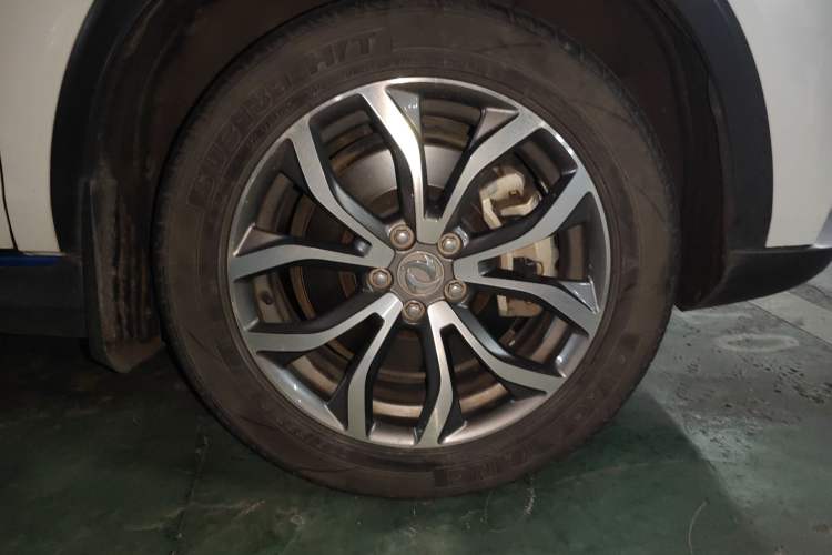 Used Dongfeng Fengon E3 2019 EVR Range-Extended Smart Model
