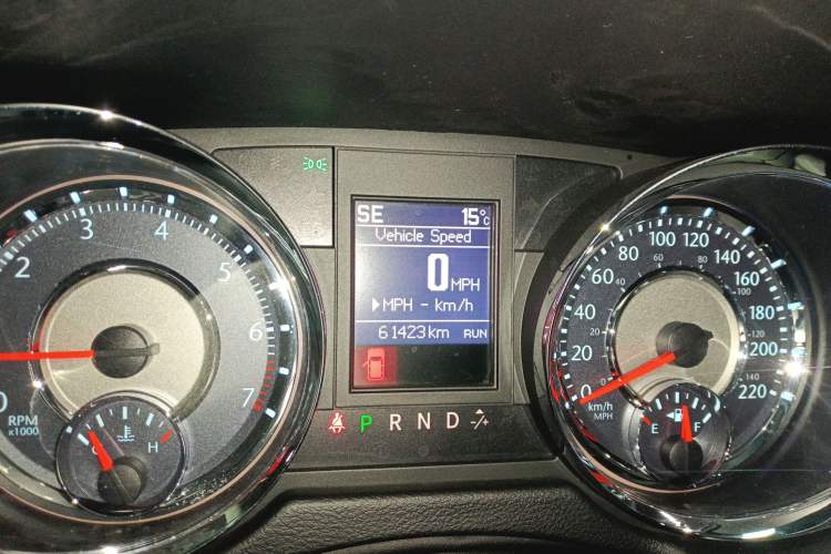 Used Chrysler Grand Voyager 2014 3.6L Comfort Edition