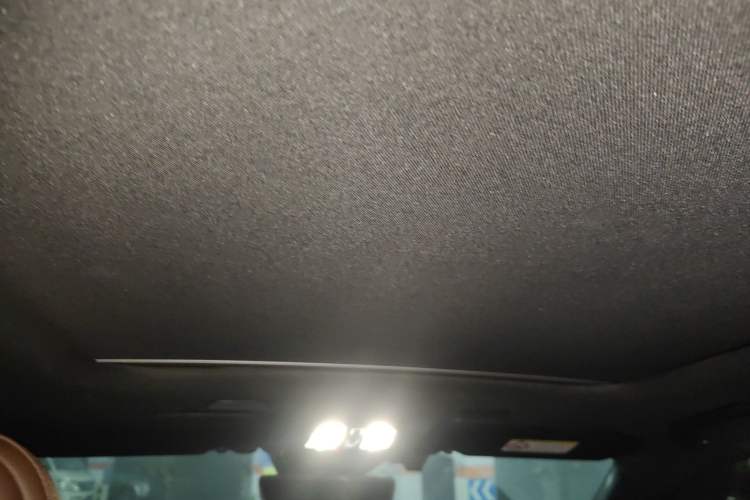 Used Volvo XC60 New Energy 2023 T8 Plug-in Hybrid Long-Range All-Wheel Drive Intelligent Luxury and Enjoyment Edition
