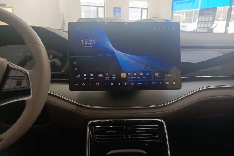 Used BYD Tang New Energy 2024 DM-i Glory Edition 112KM Prestige Model Audio And AC Panel