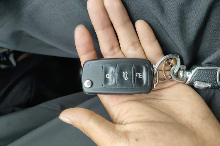 Used Volkswagen Passat 2013 1.8TSI DSG Prestige Edition Vehicle Key