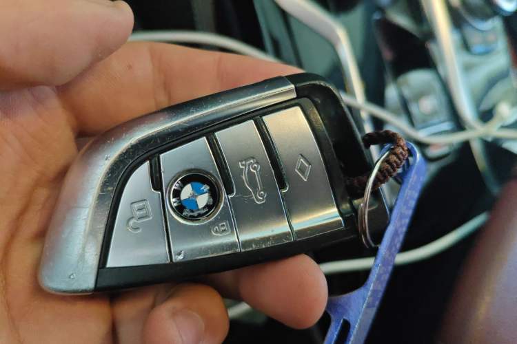 Used BMW 5 Series 2022 Restyled 525Li M Sport Package Vehicle Key
