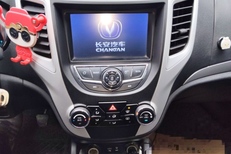 Used CHANGAN CS35 2015 1.6L Manual Luxury Model China IV Standard Audio And AC Panel