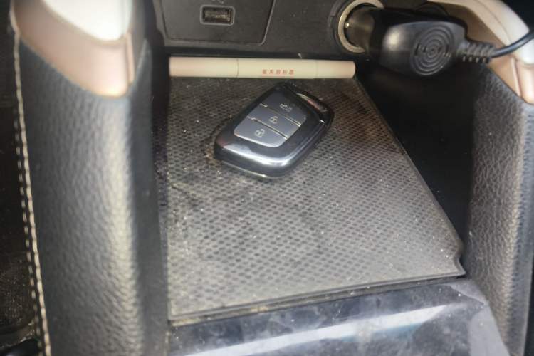 Used SOL E20X 2020 Extraordinary Edition Interior 1