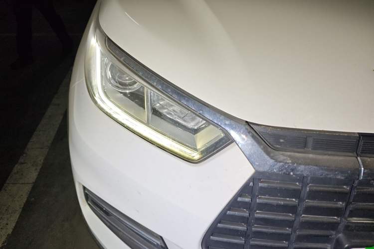 Used BYD Yuan New Energy 2018 EV360 Smart Connect Cool Edition