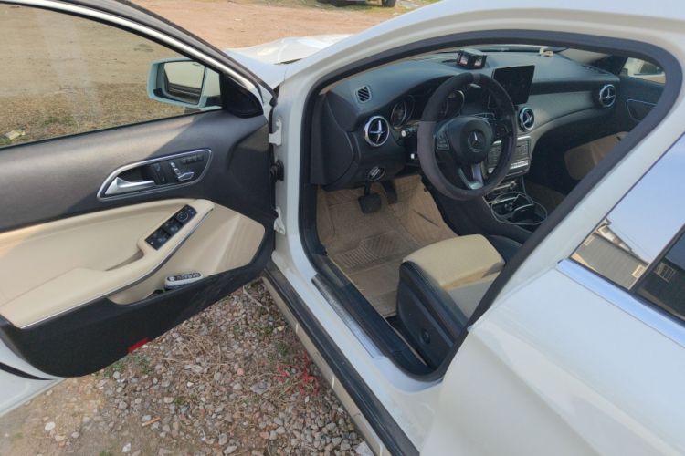 Used Mercedes-Benz GLA 2017 GLA 220 4MATIC Fashion Model