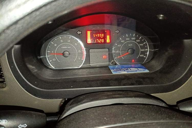 Used Wuling Rongguang V 2018 1.5L Practical Version Instrument Cluster