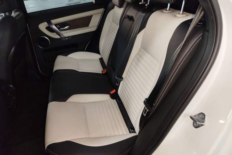 Used Land Rover Discovery Sport New Energy 2021 P300e Performance Tech Edition