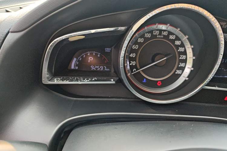 Used Mazda 3 Axela 2016 Sedan 1.5L Automatic Luxury Model Odometer Close Up