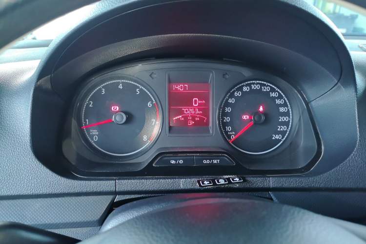 Used Volkswagen Jetta 2017 1.5L Manual Fashion Edition