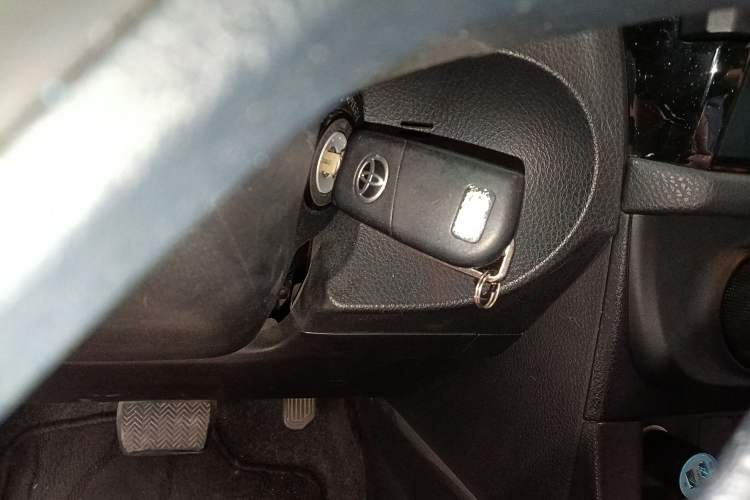 Used Toyota Levin 2014 1.8 GS CVT Elite Edition Interior 1