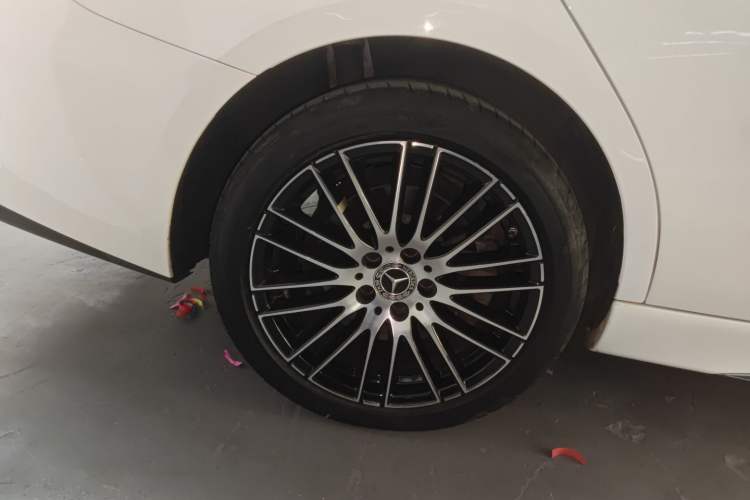 Used Mercedes-Benz C-Class 2023 Revised C 200 L Sport Edition Exterior 5