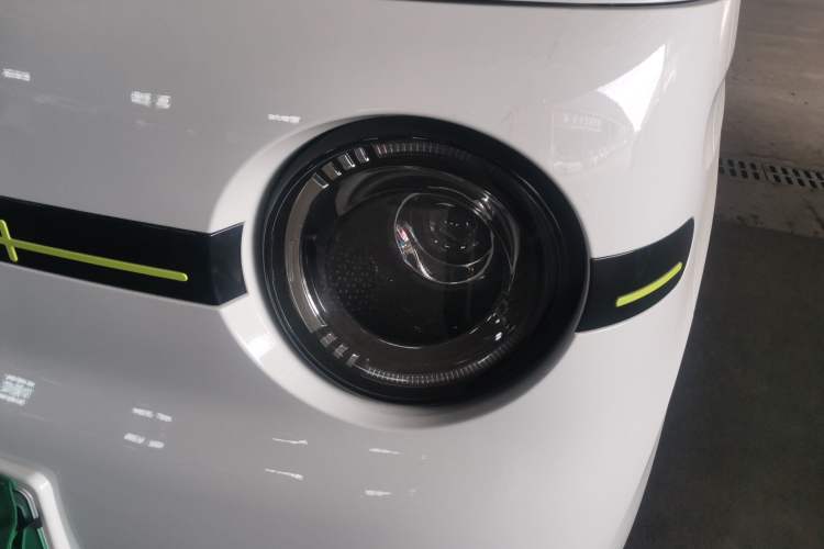 Used Geely Galaxy Panda 2025 210 km – Yuanqi Bear Left Front Headlight