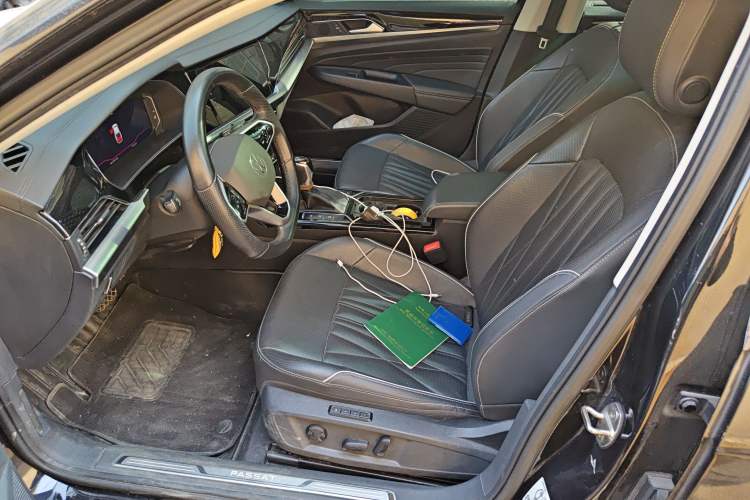 Used Volkswagen Passat 2023 Facelift 330TSI Luxury Edition
