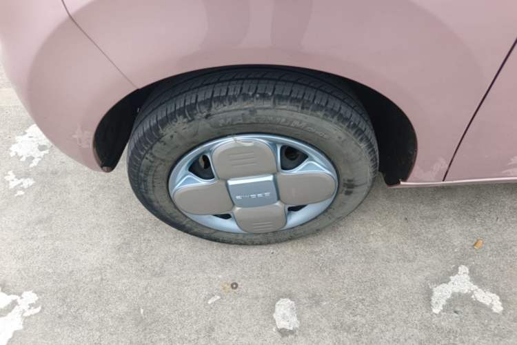 Used Geely Galaxy Panda 2023 Panda Mini 200km Endurance Bear Exterior 4