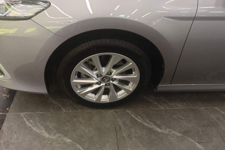 Used Toyota Camry 2022 2.0GVP Premier Edition Left Front Wheel Hub