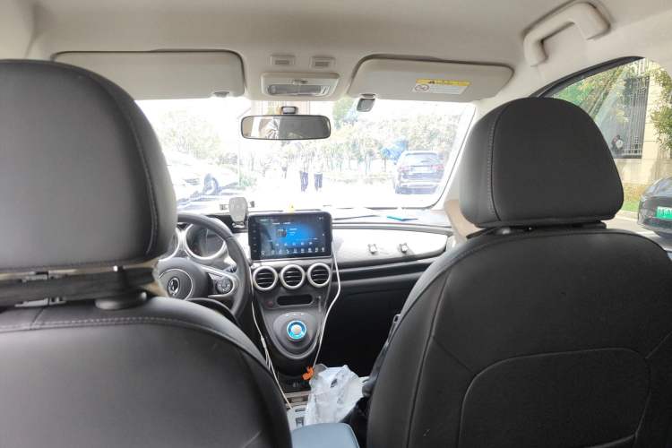 Used ORA Black Cat 2021 351 km Standard Version
