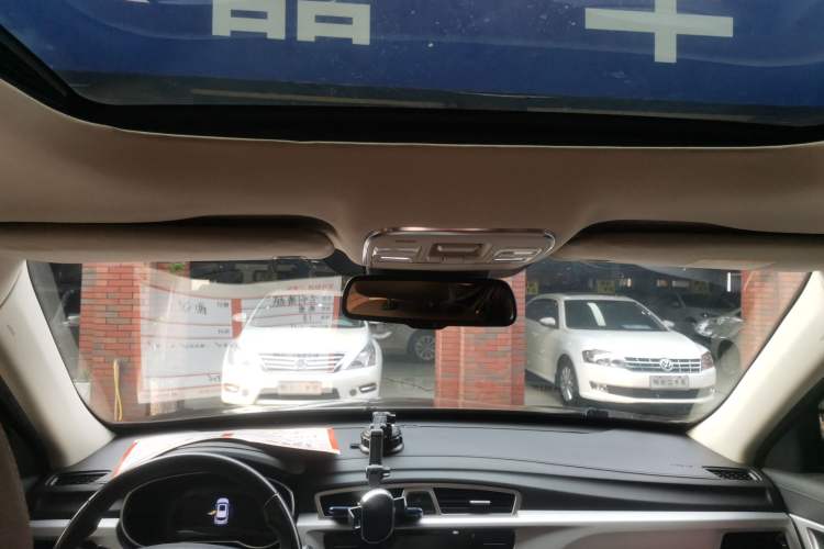 Used Geely Auto Emgrand X7 Sport 2016 1.8TD Automatic ZhiZun Version