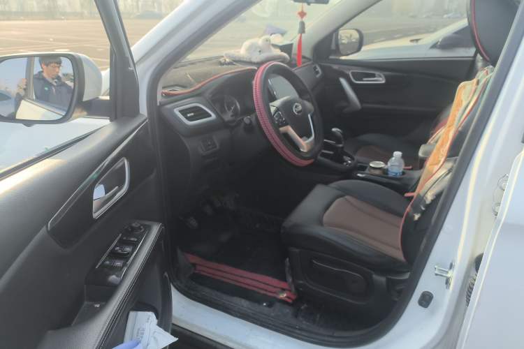 Used SWM X7 2020 2.0L Manual Comfort Version 7 Seats