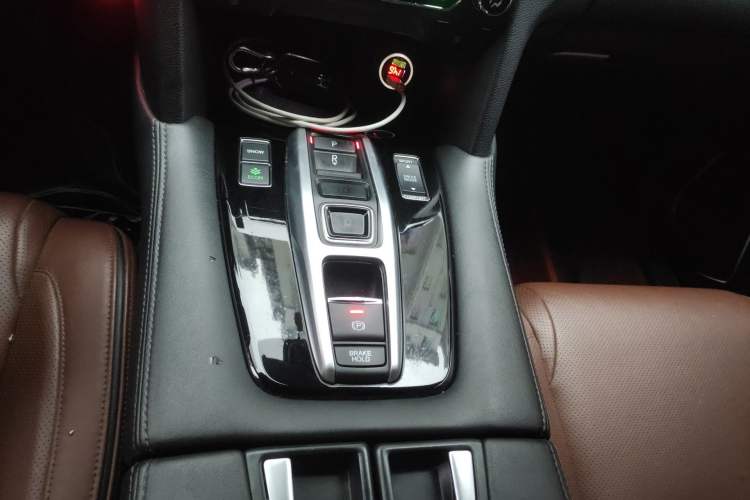 Used Honda UR-V 2017 370TURBO Four-Wheel Drive Prestige Edition China V
