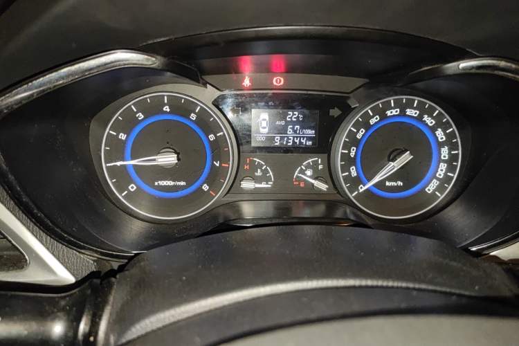 Used Changan Alsvin V7 2016 1.6L Manual LeShang Model China V Standard
