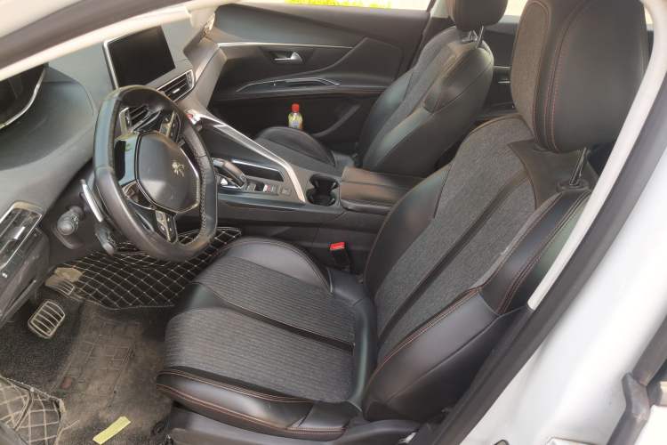 Used Peugeot 5008 2017 380THP 7-Seater Elite Edition
