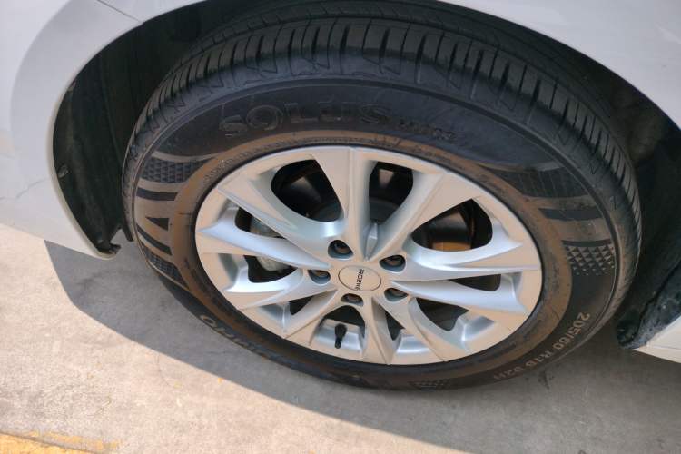 Used Roewe i5 2023 1.5L CVT Luxury Edition