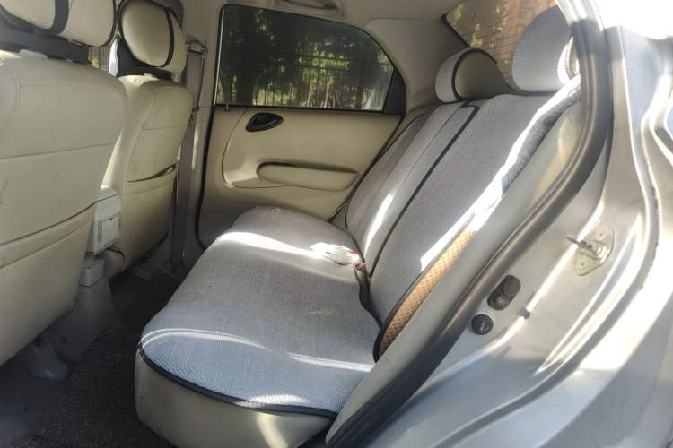 Used Everus S1 2012 1.3L Automatic Comfort Edition
