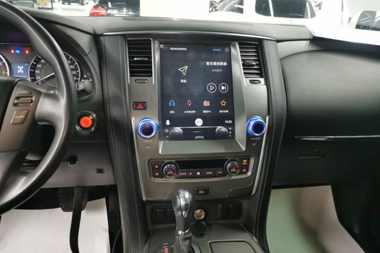 Used Nissan Patrol 2018 4.0L LinkedIn Edition Audio And AC Panel