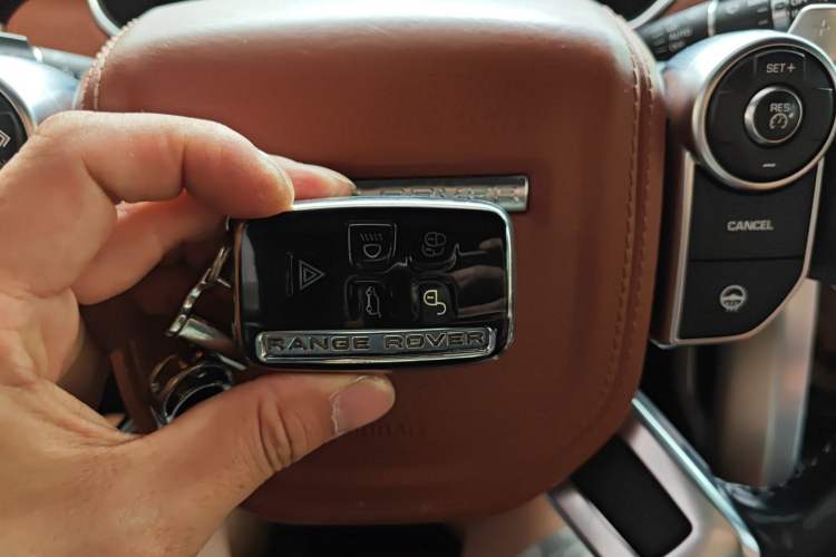 Used Land Rover Range Vogue 2017 3.0T TDV6 HSE