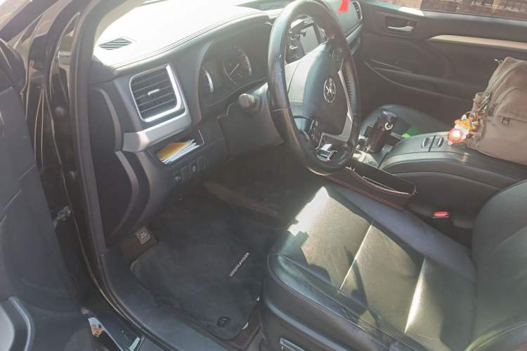 Used Toyota Highlander 2017 2.0T Four-Wheel Drive Luxury Edition 7 Seats
