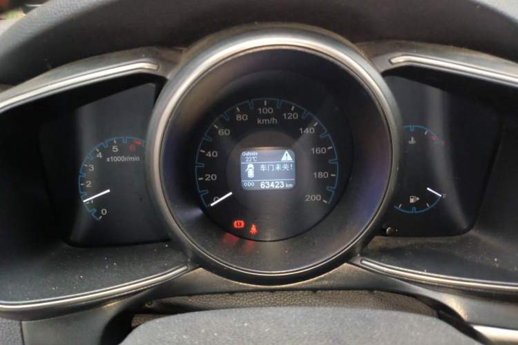 Used CHANGAN OSHAN CX70 2017 CX70T 1.5T Manual High-Performance Edition Instrument Cluster