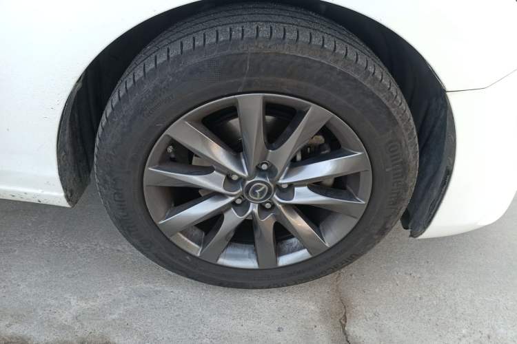 Used Mazda Atenza 2020 2.0L Blue Sky Luxury Edition