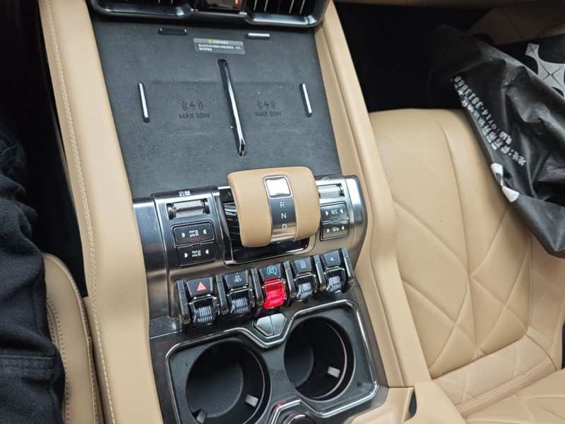 Used Formula Leopard 8 2025 Smart & Brave Flagship Edition 7 Seats — 13