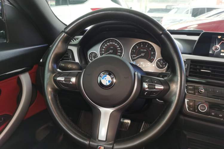 Used BMW 3 Series GT 2016 320i Design Package Edition Steering Wheel